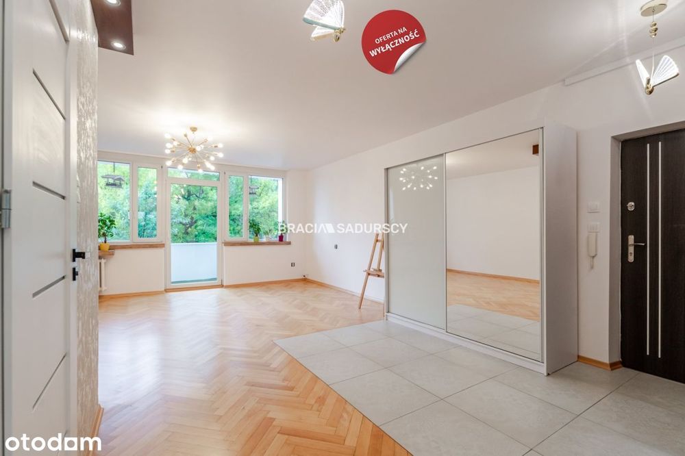 Słoneczne 2 pok. mieszkanie na os. Szklane Domy.