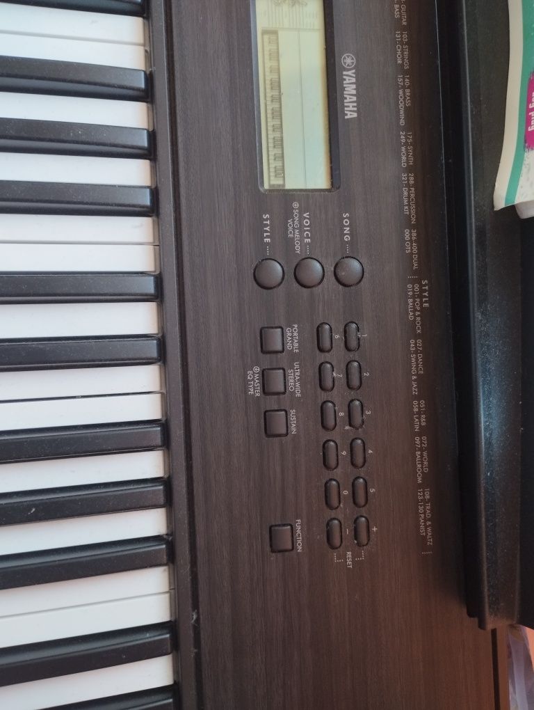 Синтезатор PSR-E3600 Yamaha