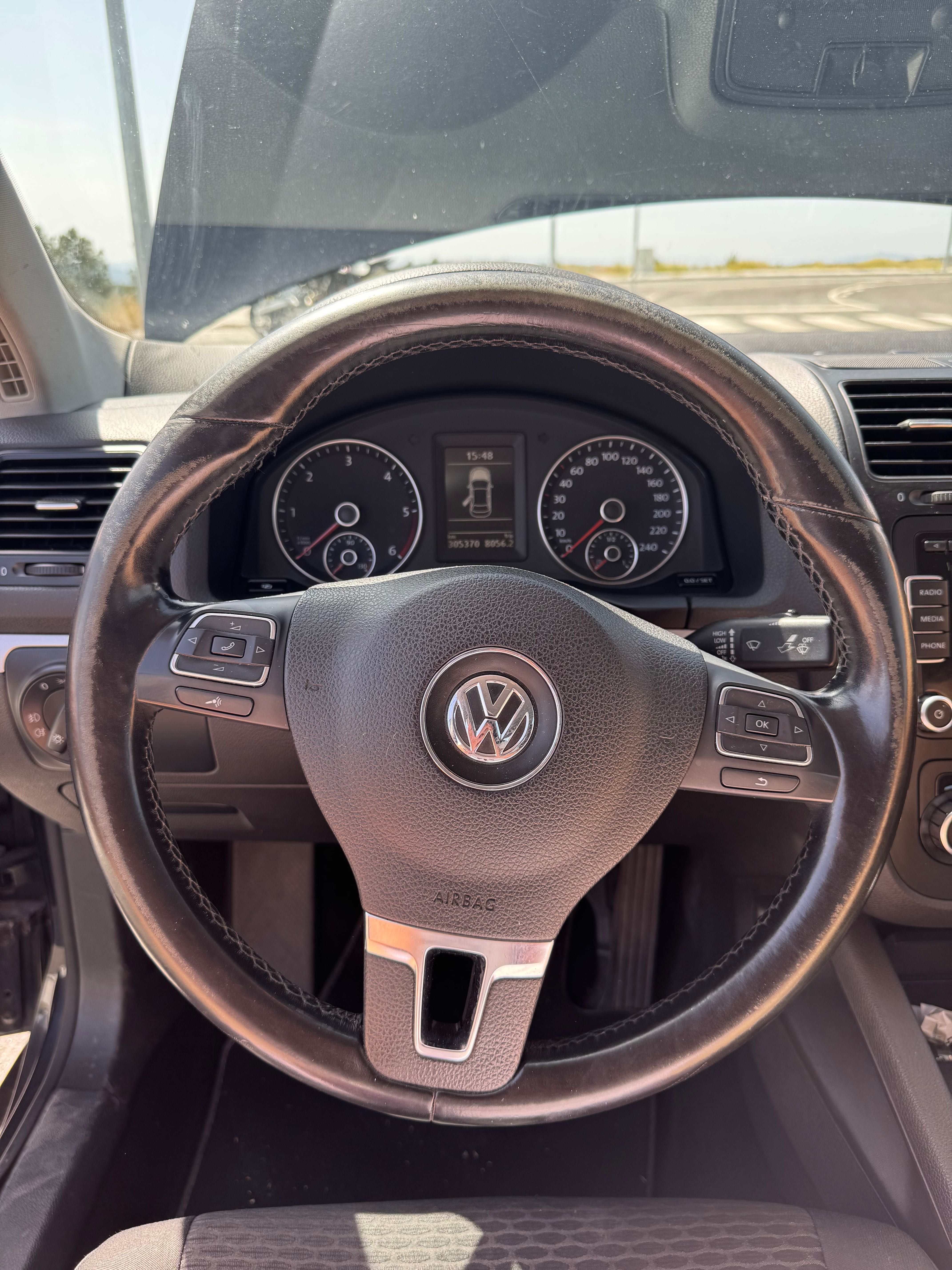 Vowsvagen Jetta 1.6TDI