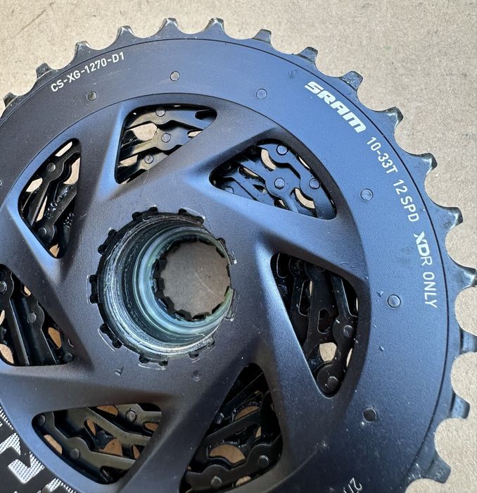 Kaseta Sram Force AXS XG-1270 / 10-33T XDR 12s