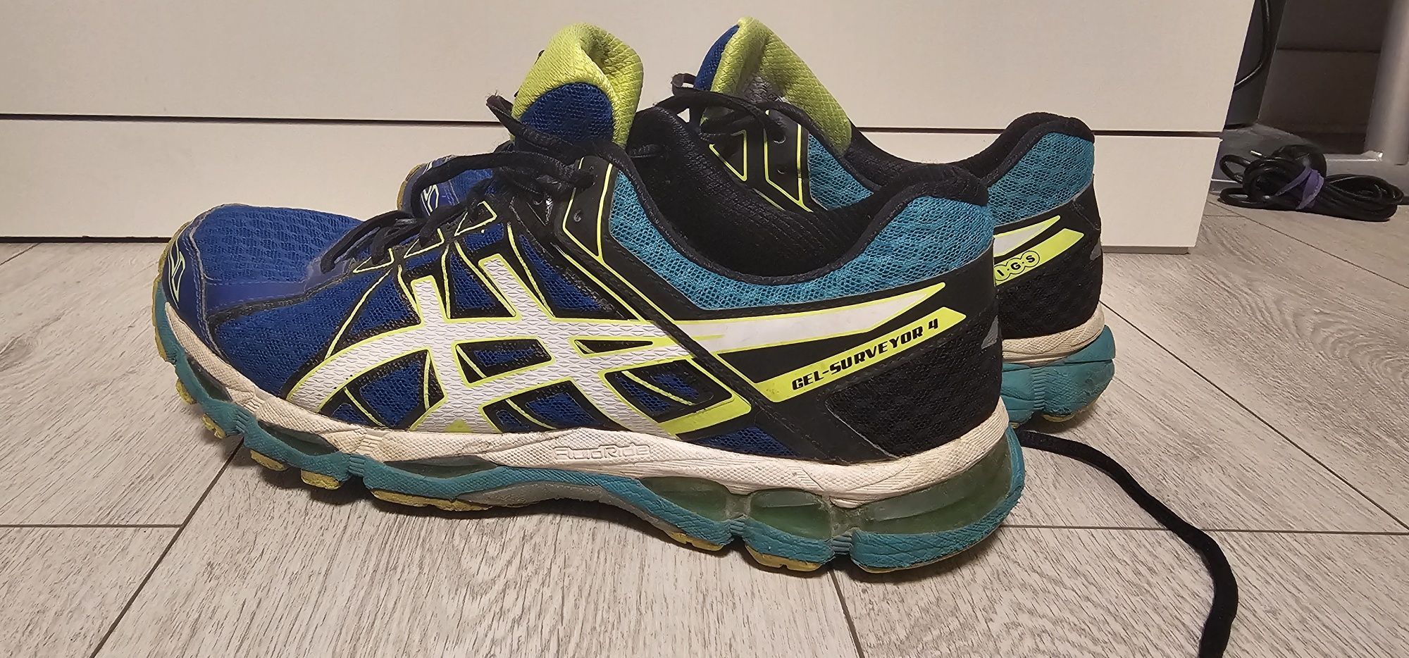 ASICS GEL  - SURVEYOR 4 męskie buty sportowe rozmiar 44 wkładka 28cm