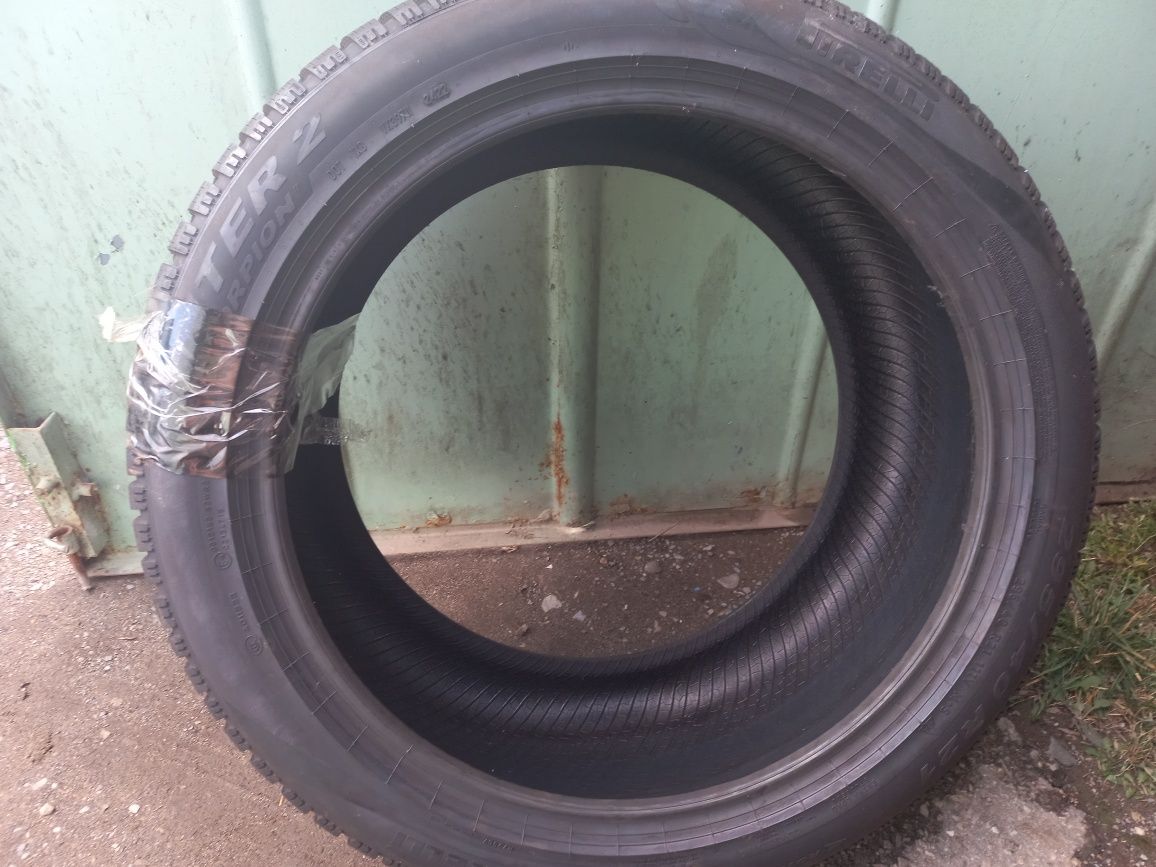 Нове колесо 295/40 R21