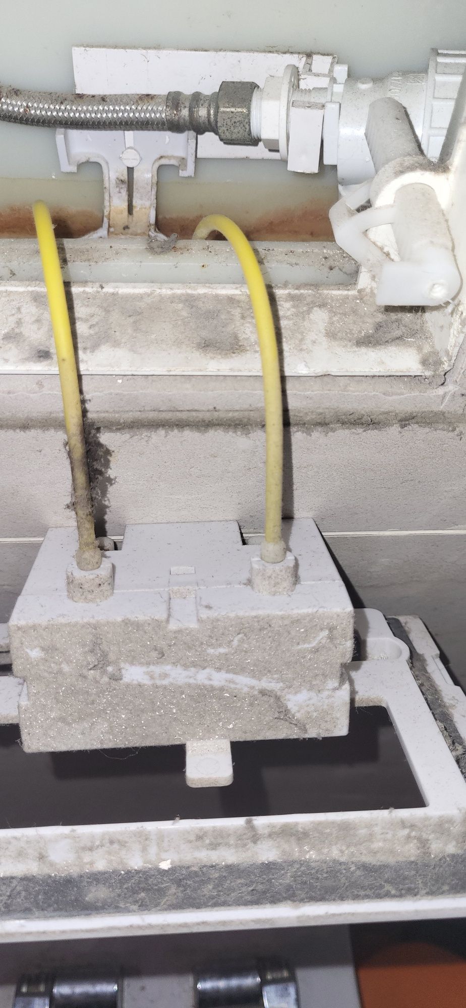Hydraulik naprawa spłuczki, serwis Geberit Cersanit Grohe Koło Tece