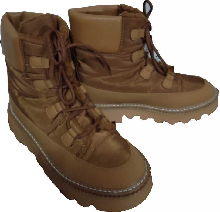 зимове взуття жіноче