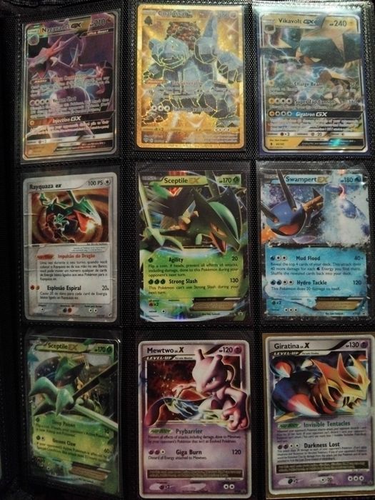 Várias cartas Pokémon