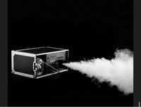 Cameo Instant Fog 1700 T Pro Wytwornica dymu DMX maszyna