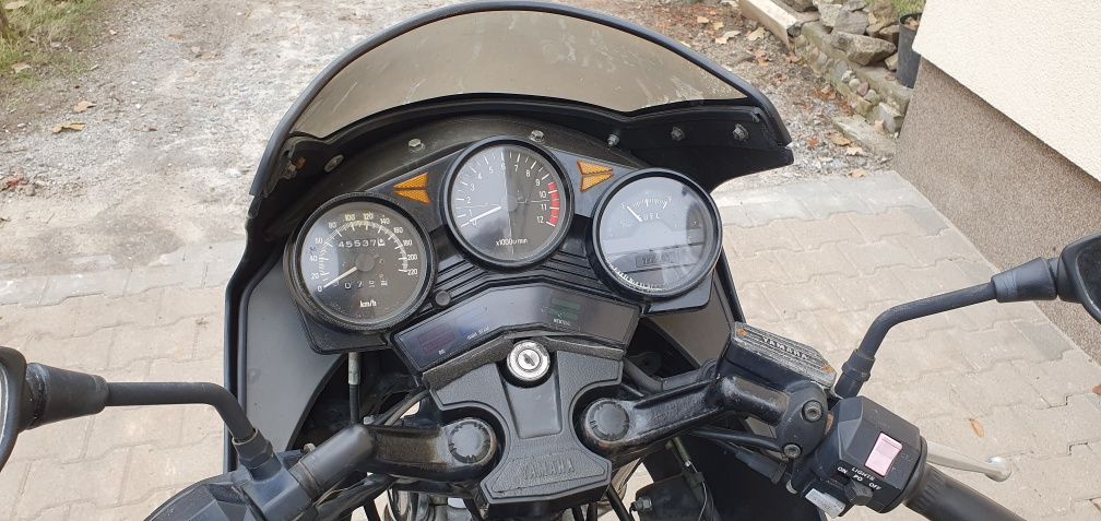 Yamaha XJ600 motocykl zobacz warto