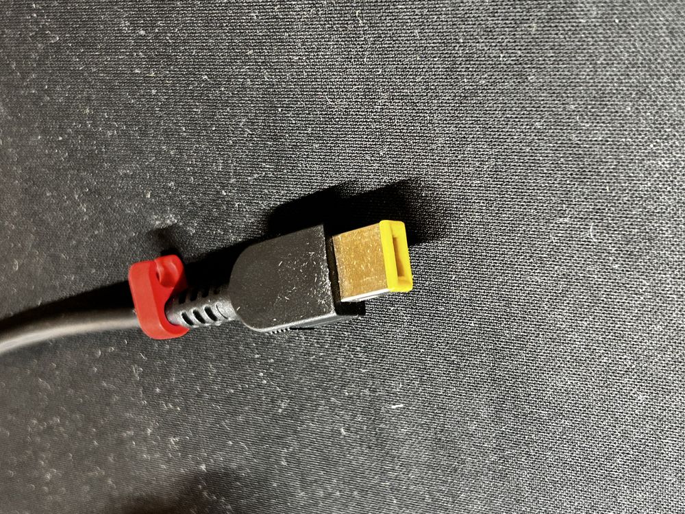 Оригінальний зарядний пристрій Lenovo 230W (Slim Tip) (блок живлення)