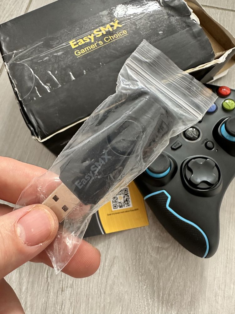 EasySMX ESM-9013 Wireless Controller + Dongle