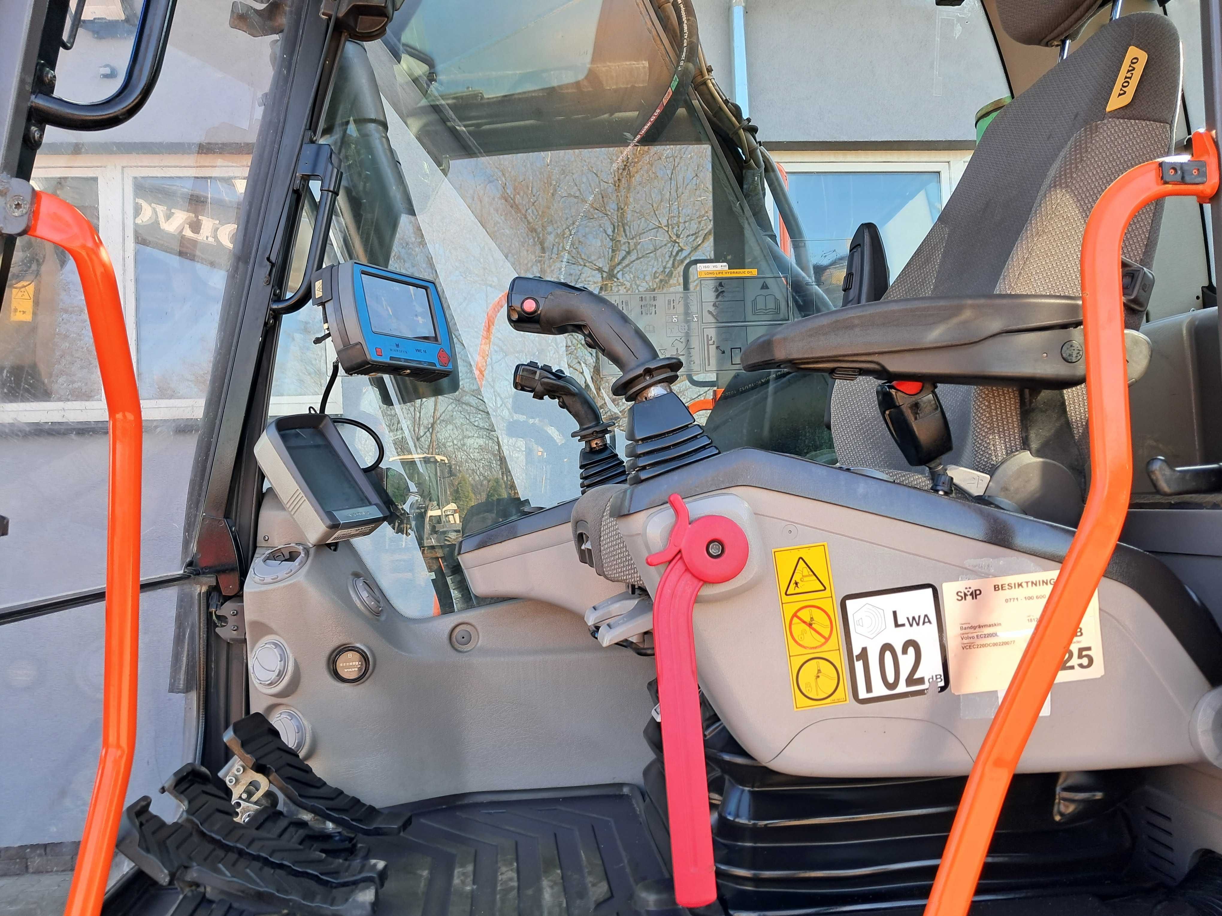 VOLVO EC220DL Rototilt Indexator OILQUICK GPS 3D Leica Niwelacja Teren
