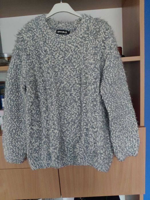 Ciepły sweter  rozm. M