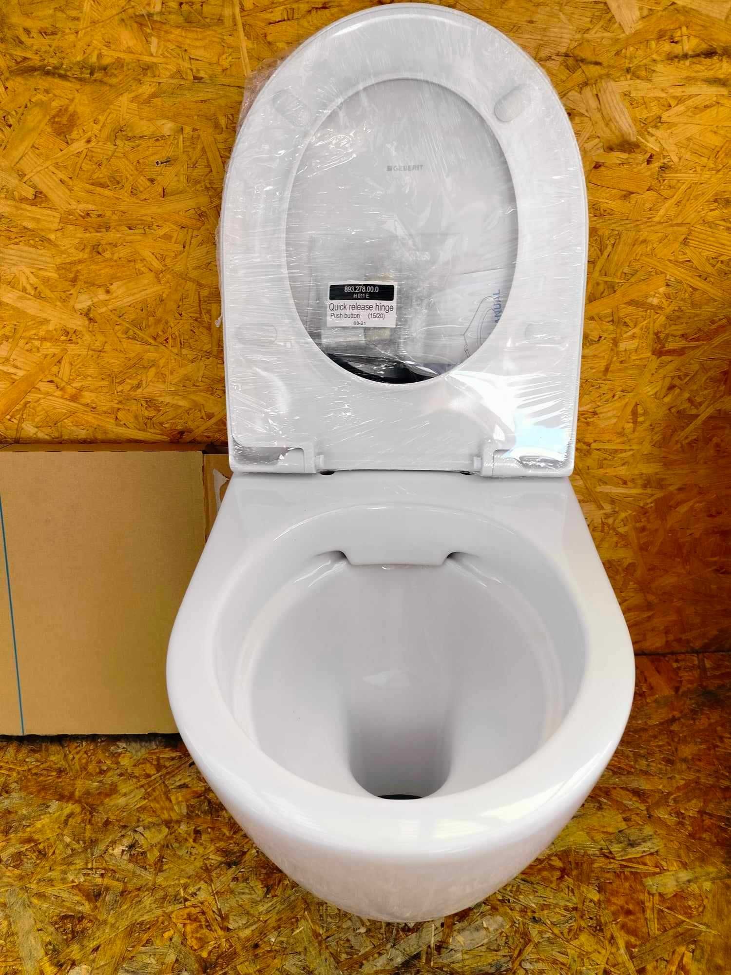 Sedes, WC, toaleta GEBERIT iCON 500.827.00.1 Rimfree, Komplet z deską