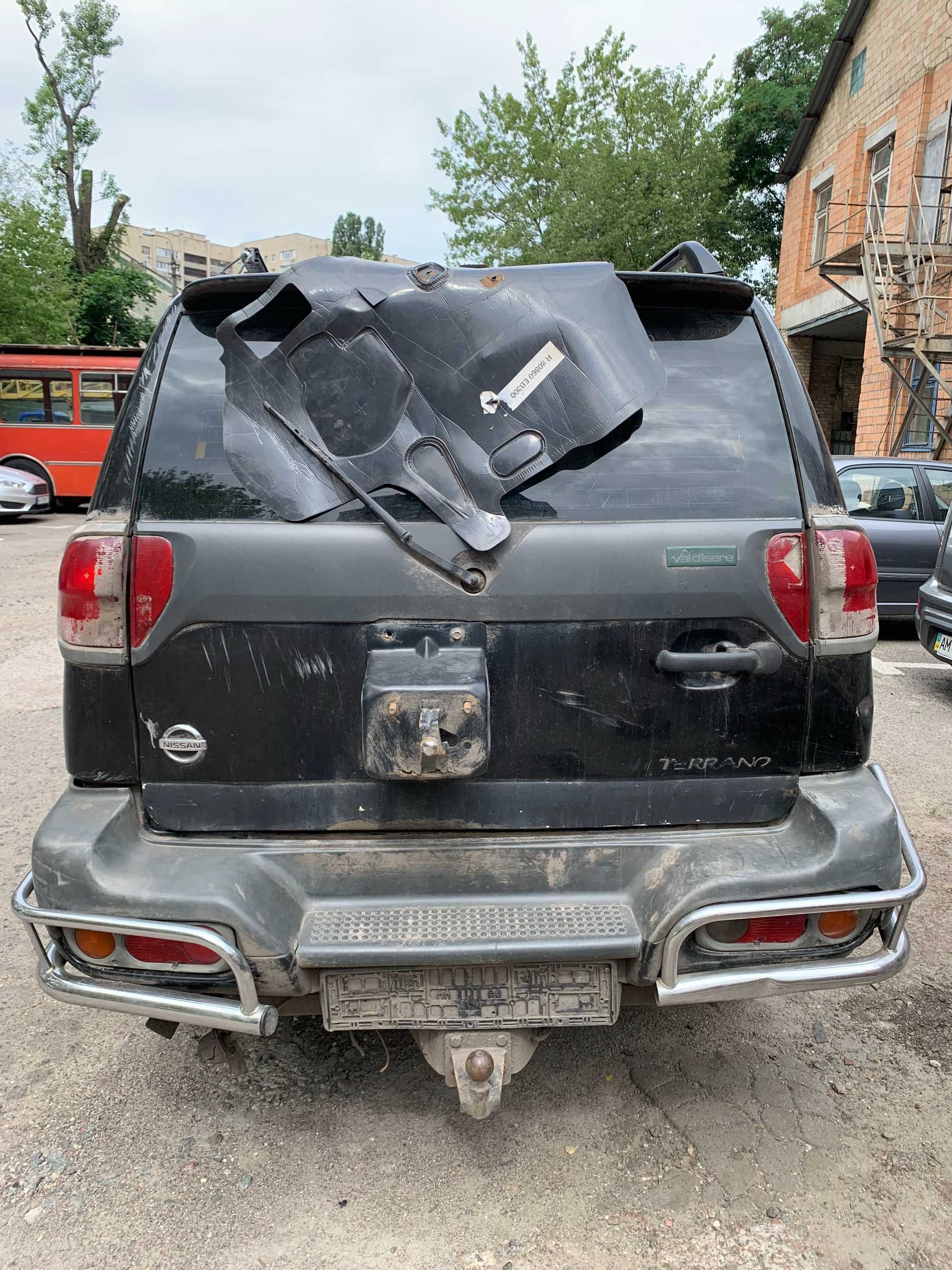 Разбор NISSAN  Navara D40  Pathfinder (06-14) акп детали кузова