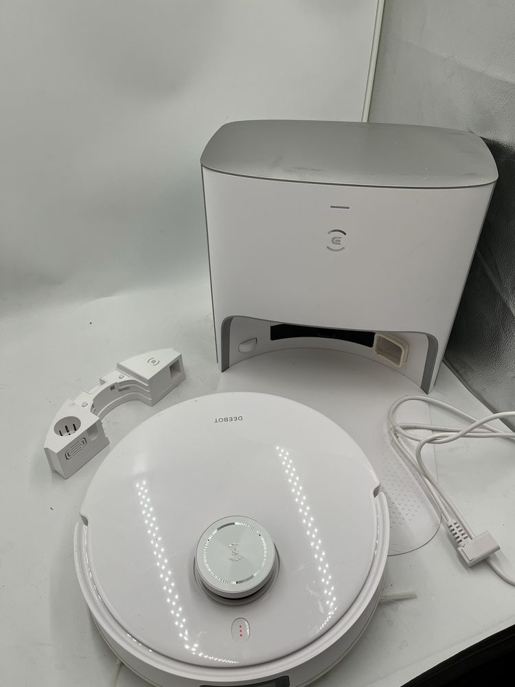 Robot sprzątający Ecovacs DEEBOT T10+ Plus ze stacją dokującą biały