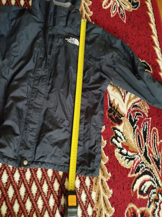 Вітровка жіноча The North Face розмір М