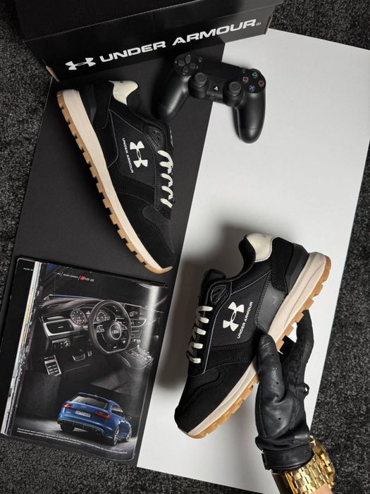 Чоловічі кросівки андер армор Under Armour Essential Runner [41-46]
