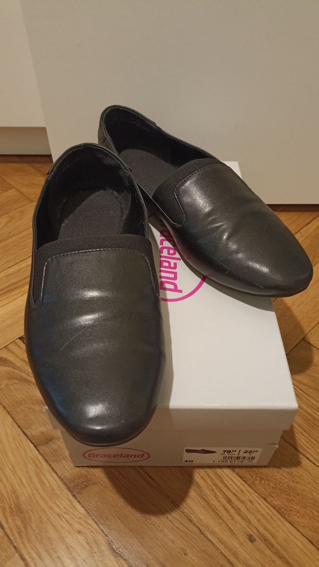 Buty czarne baleriny