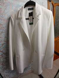 Стильний піджак білого кольору 42-48р.