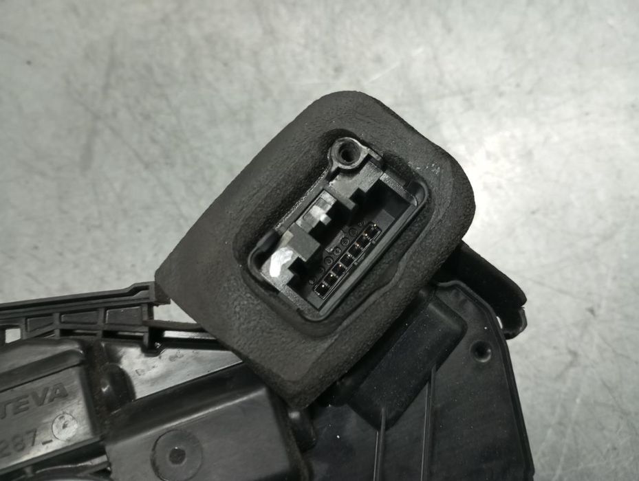 Fechadura / fecho porta trás direito VOLKSWAGEN Polo (6R, 6C)