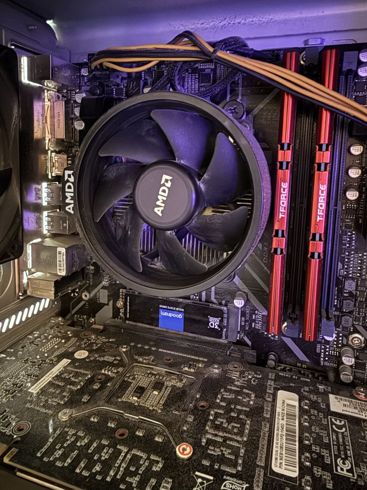 Ryzen 5 3600, gtx 1080 8gb, 16 RAM DDR4