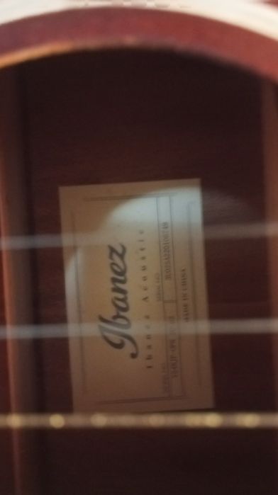 Guitarra acústica ibanez