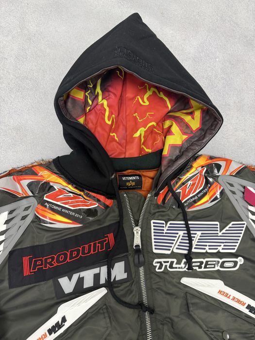бомбер куртка Vetements x 2019