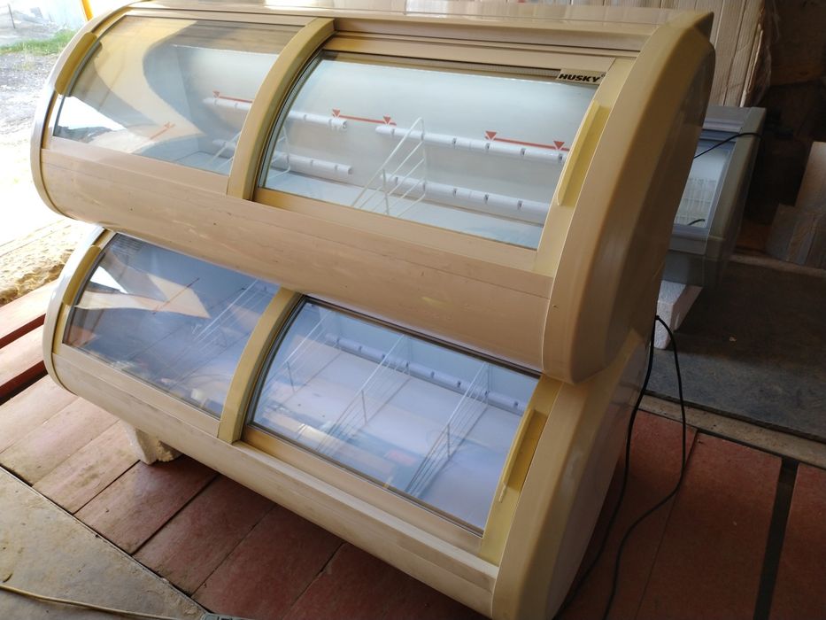 РОЗПРОДАЖ Морозильна вітрина, ларь, морозилка з підсвіткою