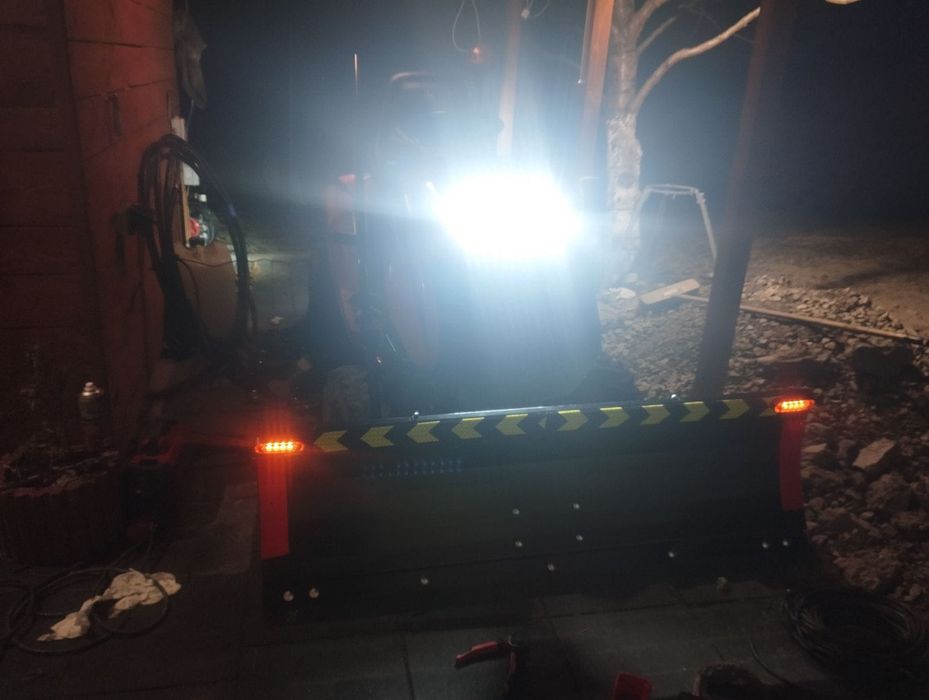 Pług śnieżny do traktorka kosiarki