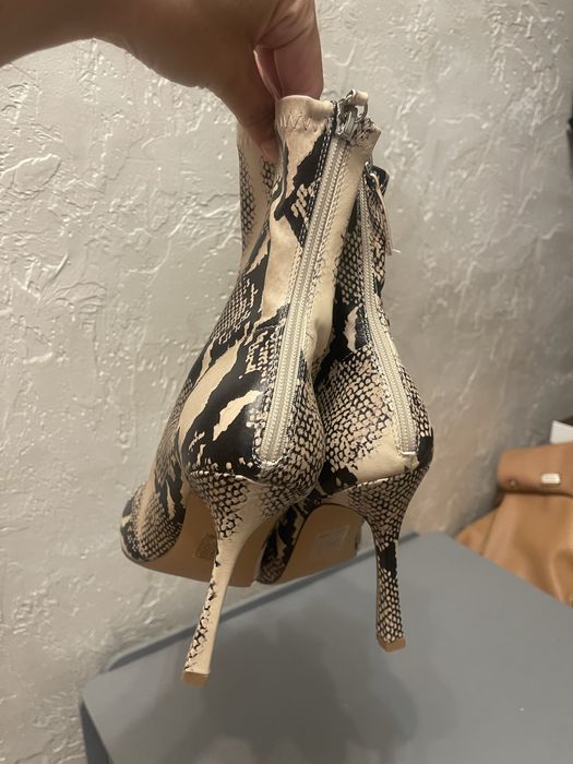 Ботинки на каблуку