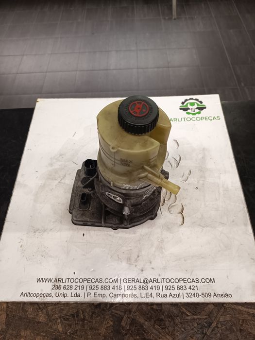 Bomba direção Renault Trafic III 1.6 DCI