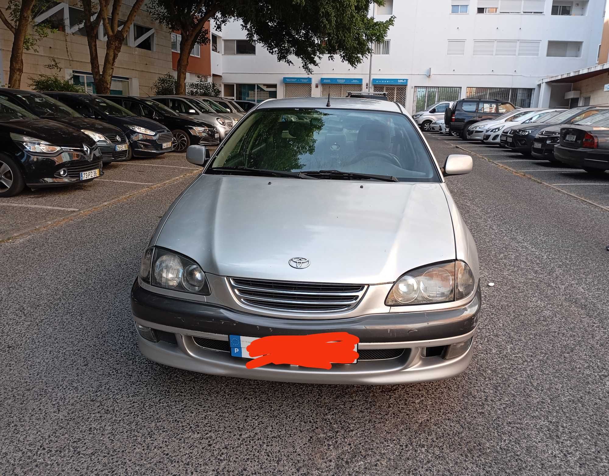 Toyota Avensis 1999