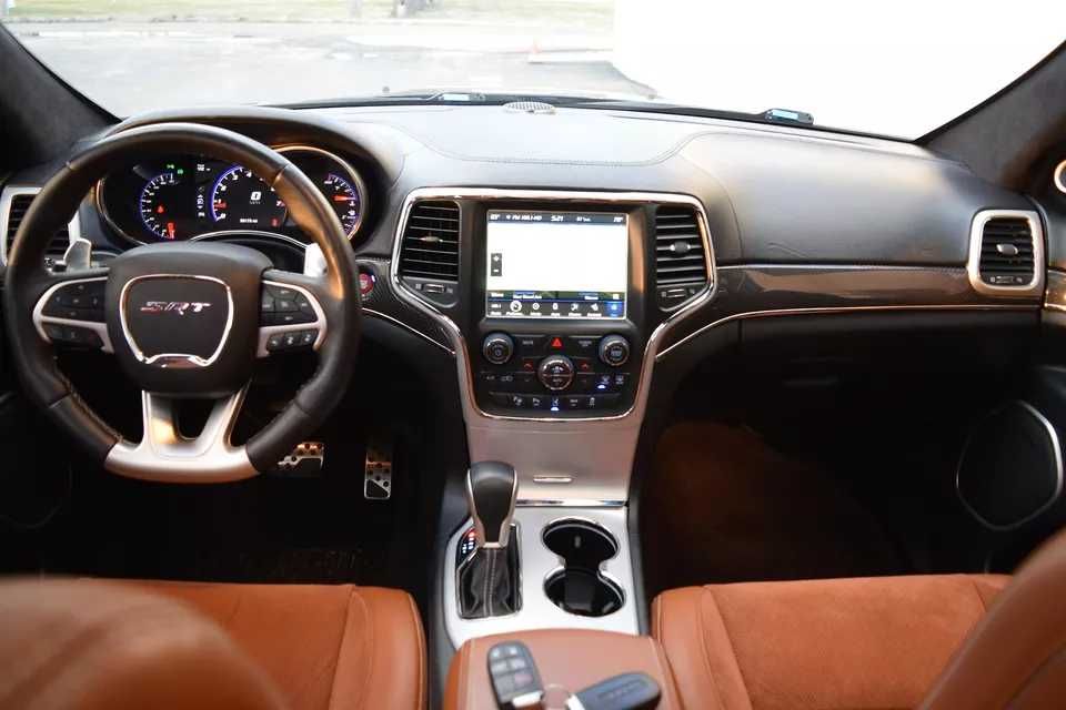 2018 Jeep Grand Cherokee SRT DV