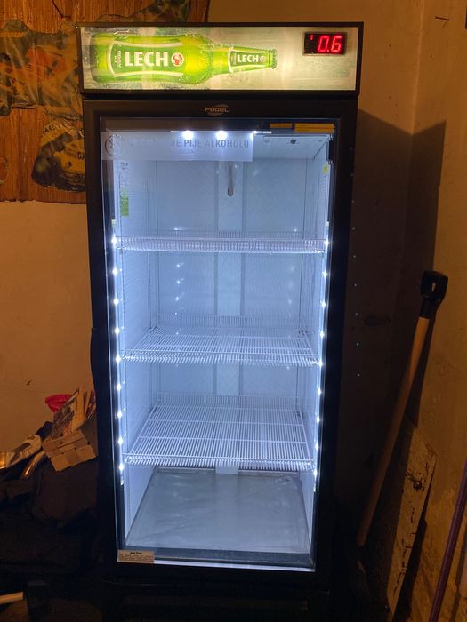Lodówka przeszklona sklepowa barowa do piwa na napoje , używana