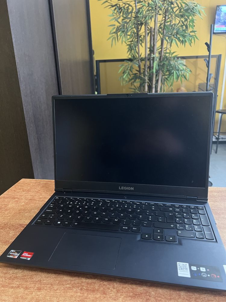 Portatil Gamer - Lenovo 5 (RTX 3070)