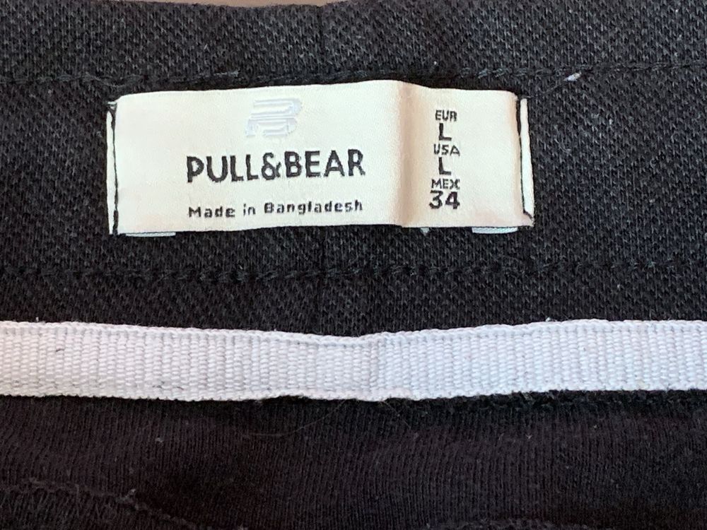 Spodnie dresowe męskie Pull&Bear L