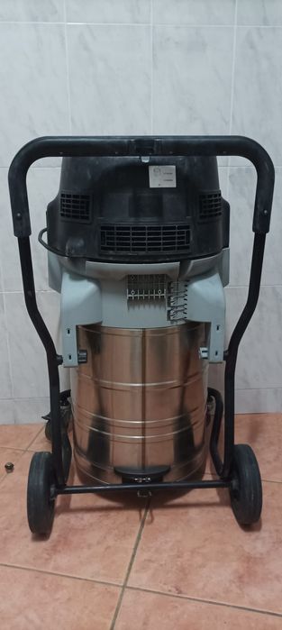 Aspirador Nilfisk IVB 9