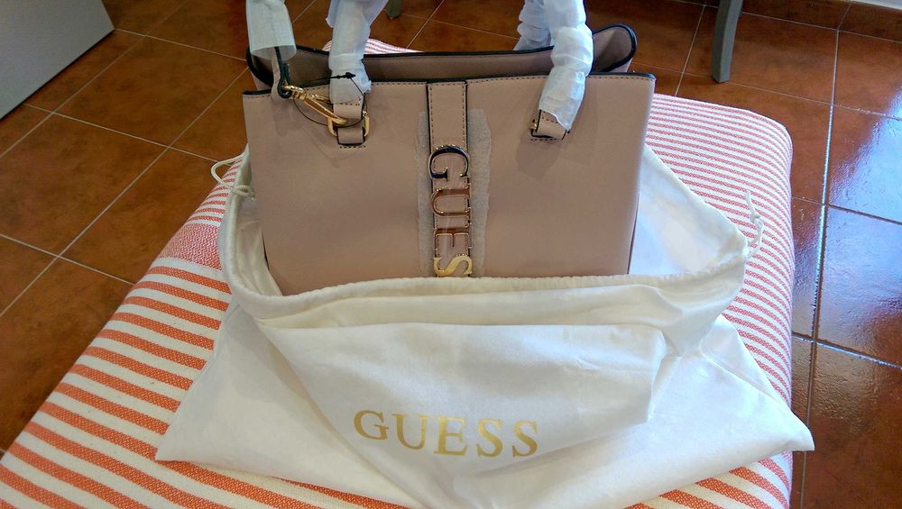 Mala senhora guess como nova