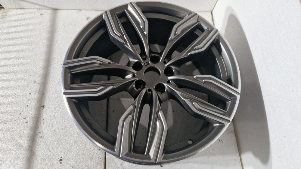 Felga aluminiowa BMW 8.5Jx20"