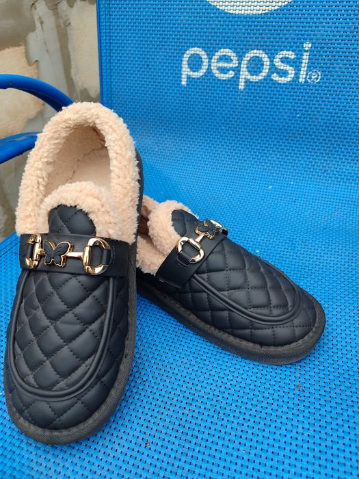 Лофери з овчини 41 р в ідеальному стані