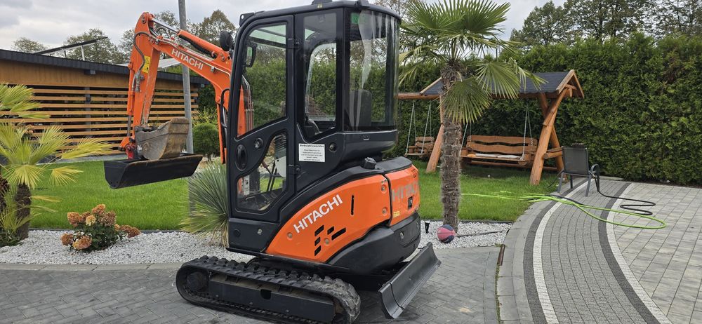 Minikoparka hitachi 2t Mocna koparka Niemcy