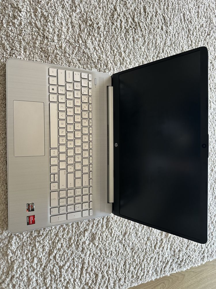HP Portátil 15s-eq2021np + oferta