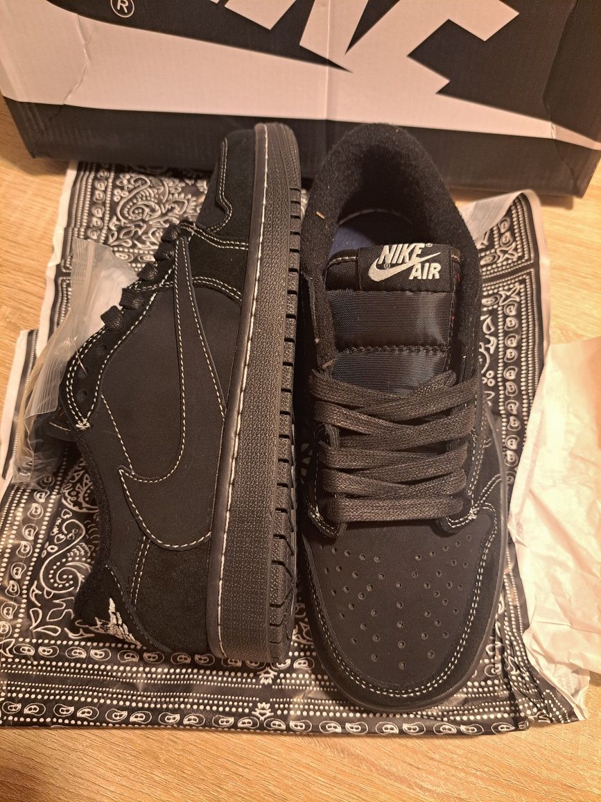 Nike Jordan 1 Low Travis Scott Black Phantom