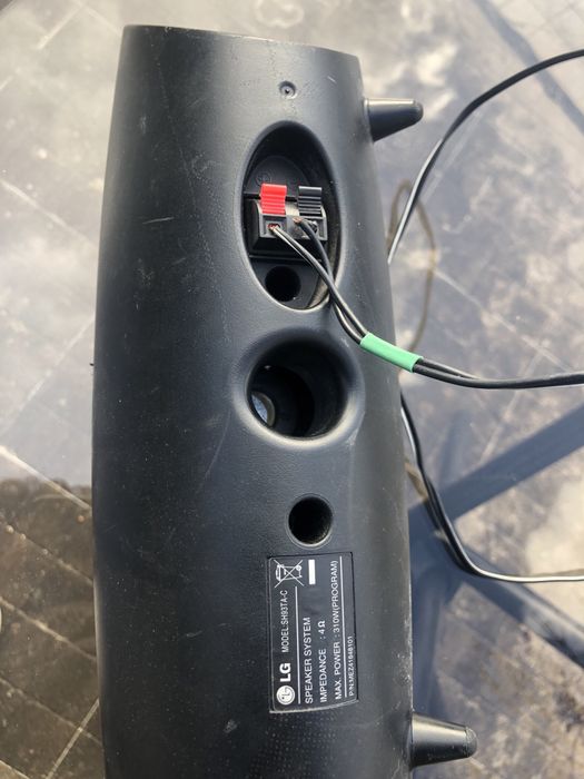 Subwoofer para stereo LG