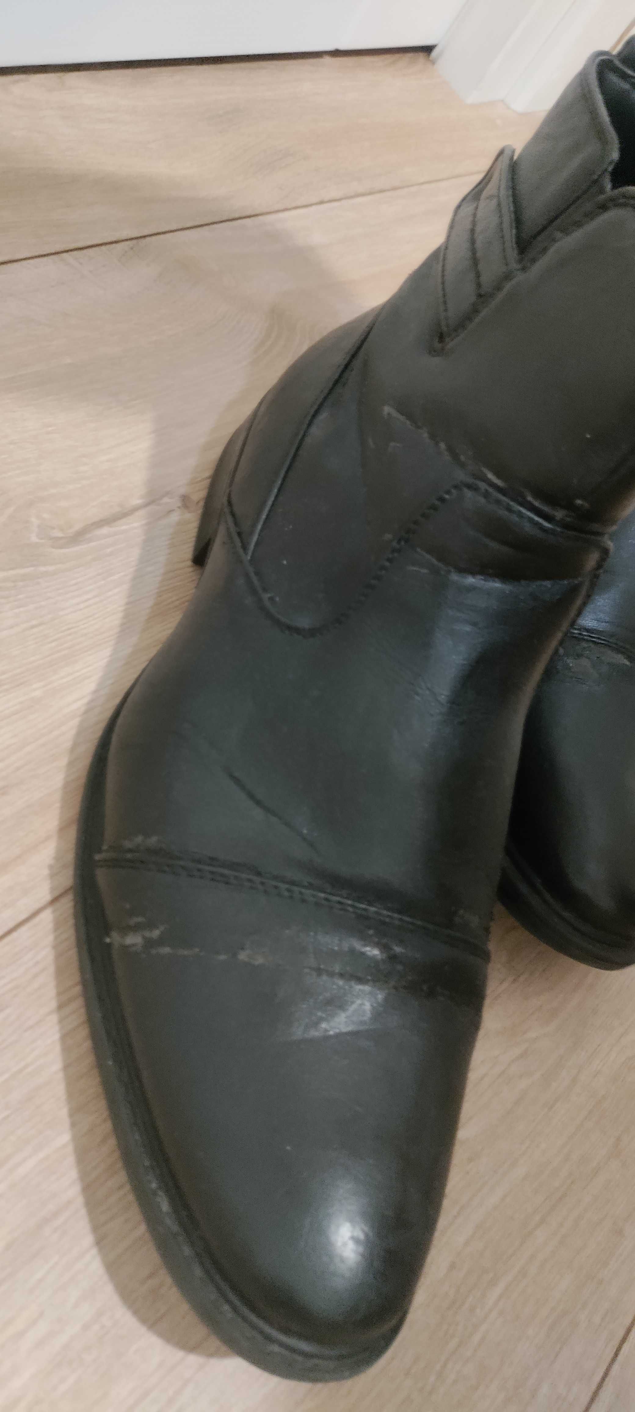 Męskie buty zimowe Vapiano r. 41 (26 cm) defekt