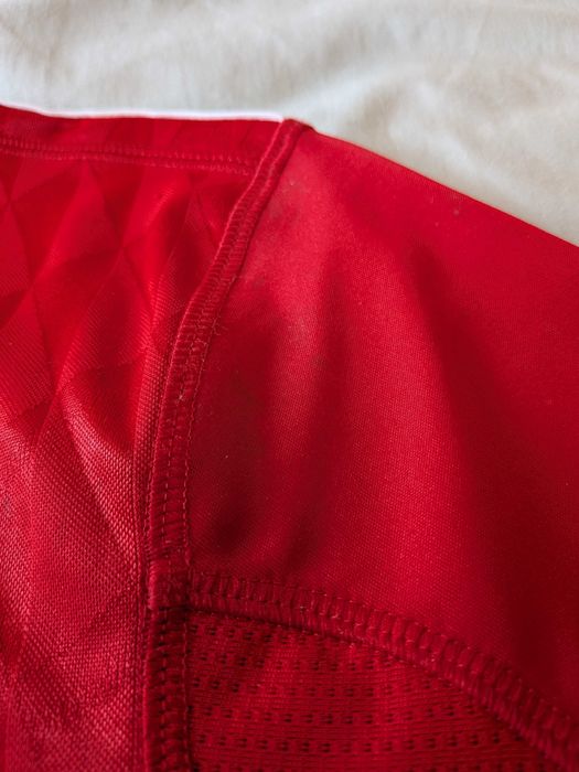 Camisola Liverpool Home 2010/12 - Gerrard Vintage Autêntica