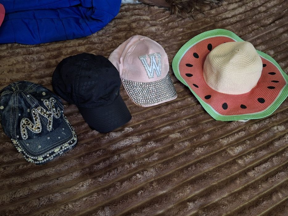 Кепки, літні головні убори