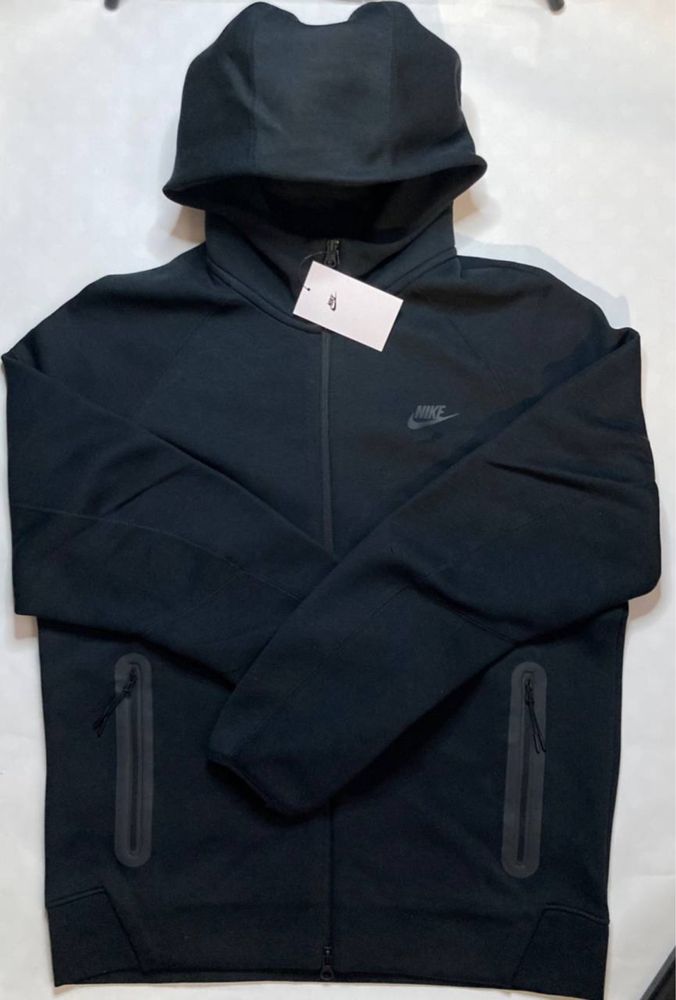 Original nike tech fleece