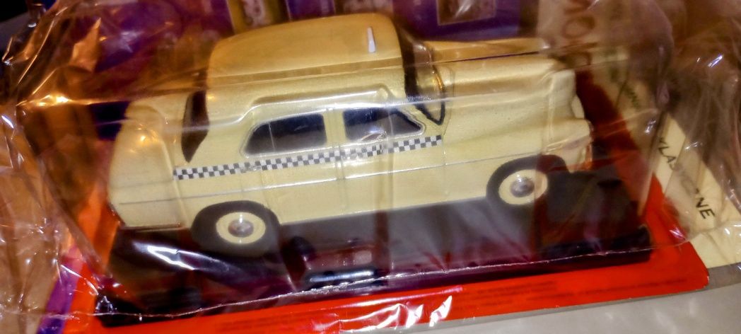 Model Kultowe auta PRL-u FSO Warszawa 223 Taxi 1964 nowa Folia skala 1