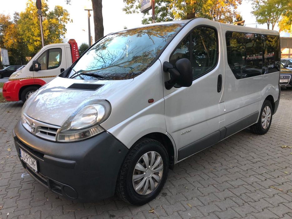 Nissan Primastar 2.5 DCI 140 KM 9 osob Hak 2005 rok stan Bdb