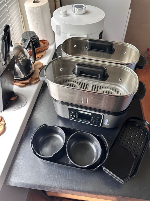Продам пароварку Morphy Richards Intellisteam